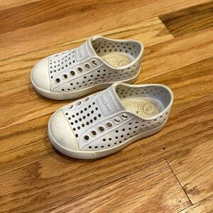 Toddler white Native